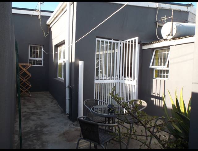 2 bed property to rent in OBSERVATORY